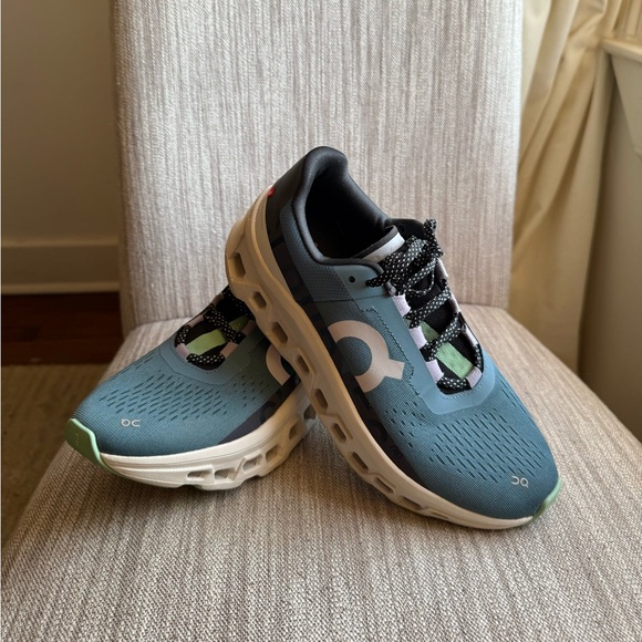 On Running Shoes - Women’s On Running Cloudmonster